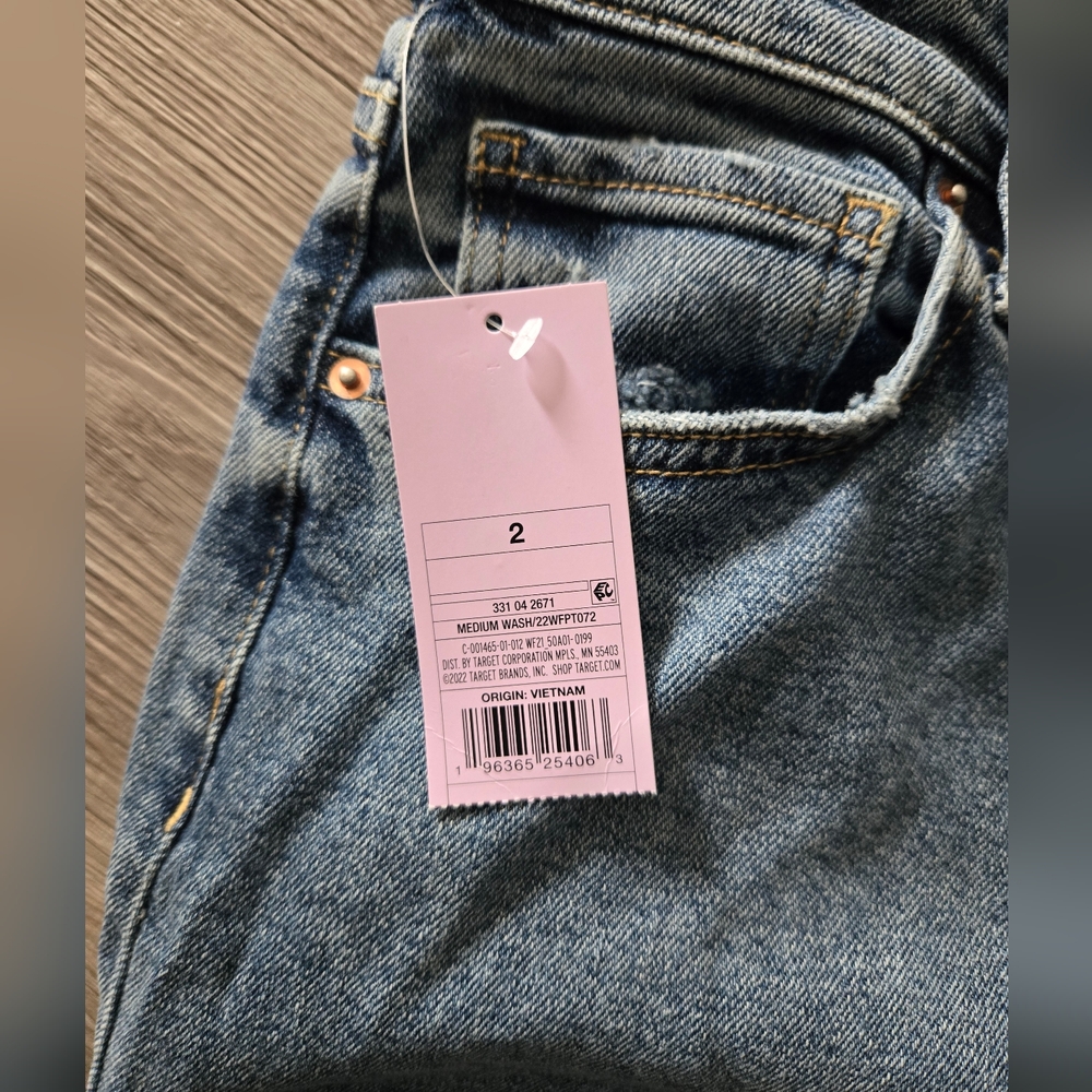 Women's Distressed Blue Jeans - Picture 4 of 5